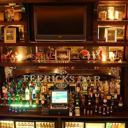 Feerick'S Hotel Rathowen Екстер'єр фото